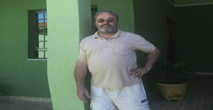 Lagarteando 65 anos Sou de Ribeirao Preto/Sao Paulo, Procuro  com Mulher